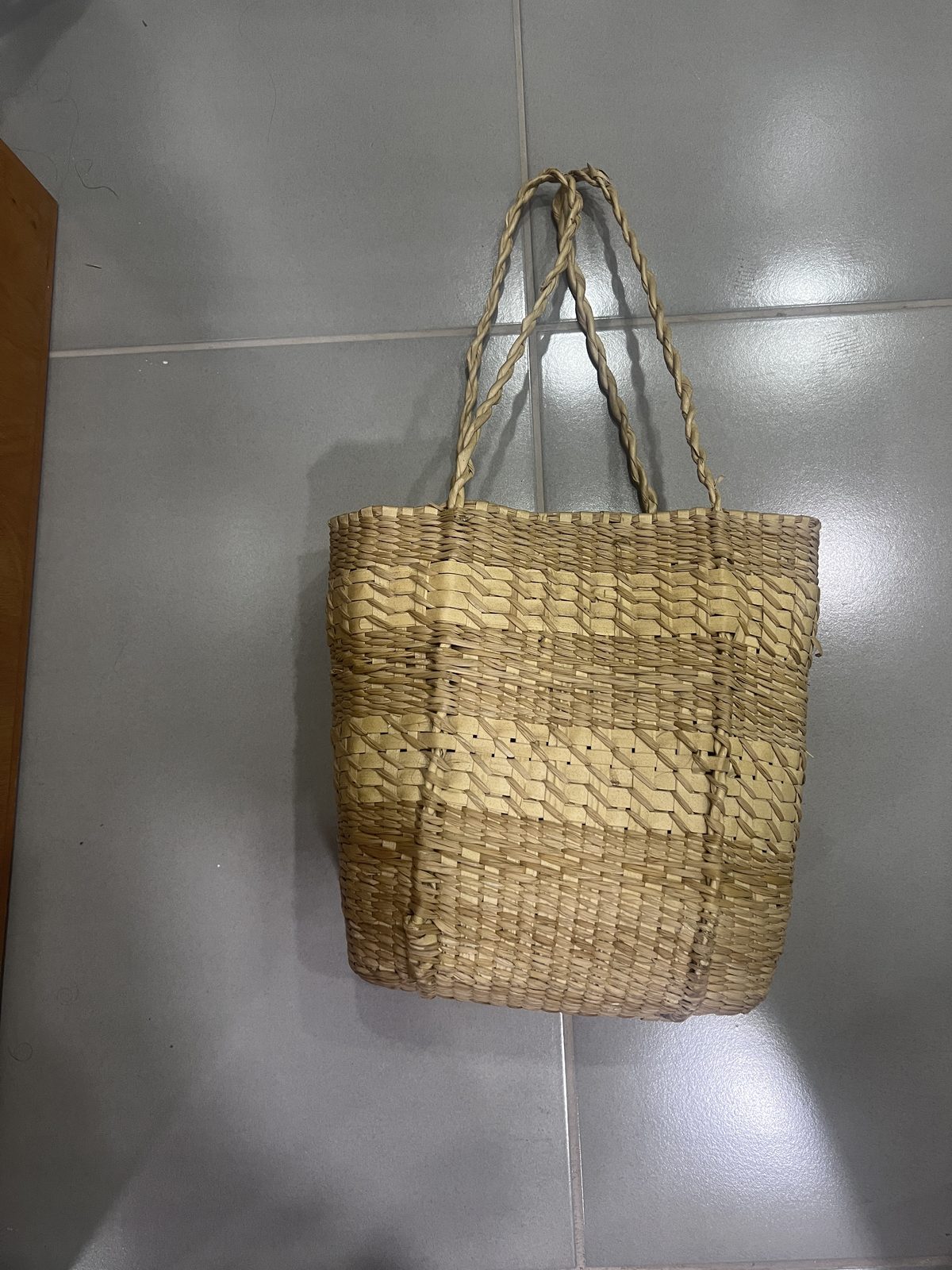 Bolso tejido de fibras naturales