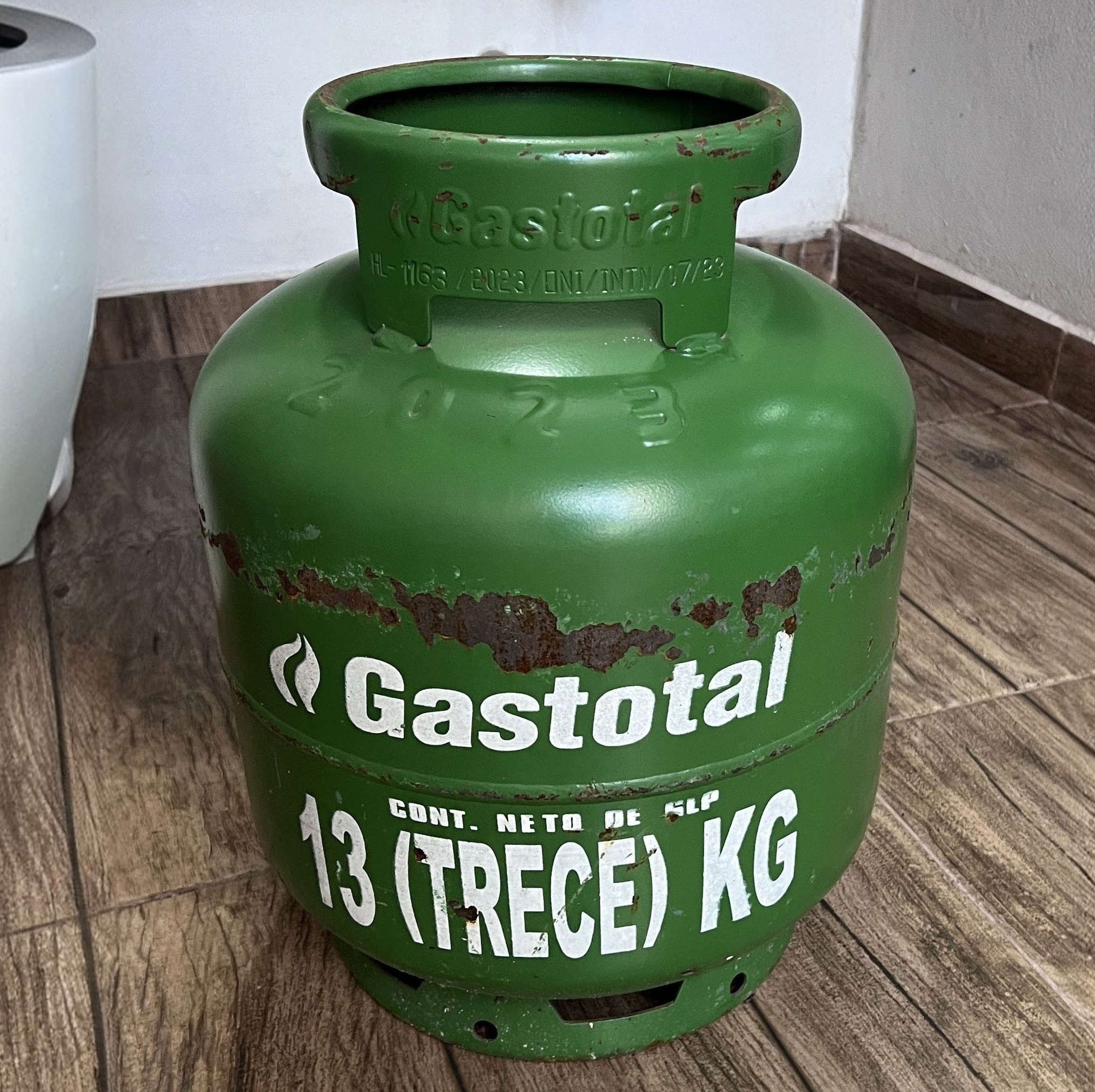 Garrafa GasTotal de 13 kg 