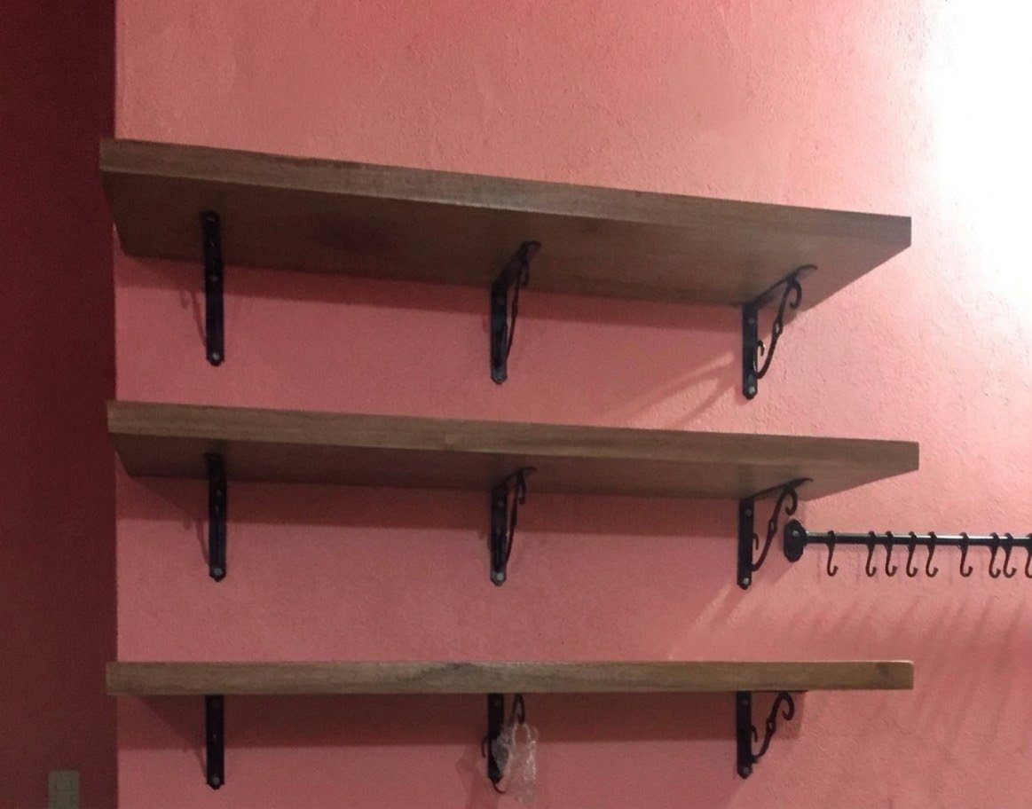 Repisas macizas flotantes con 3 soportes metálicos (cada una)
